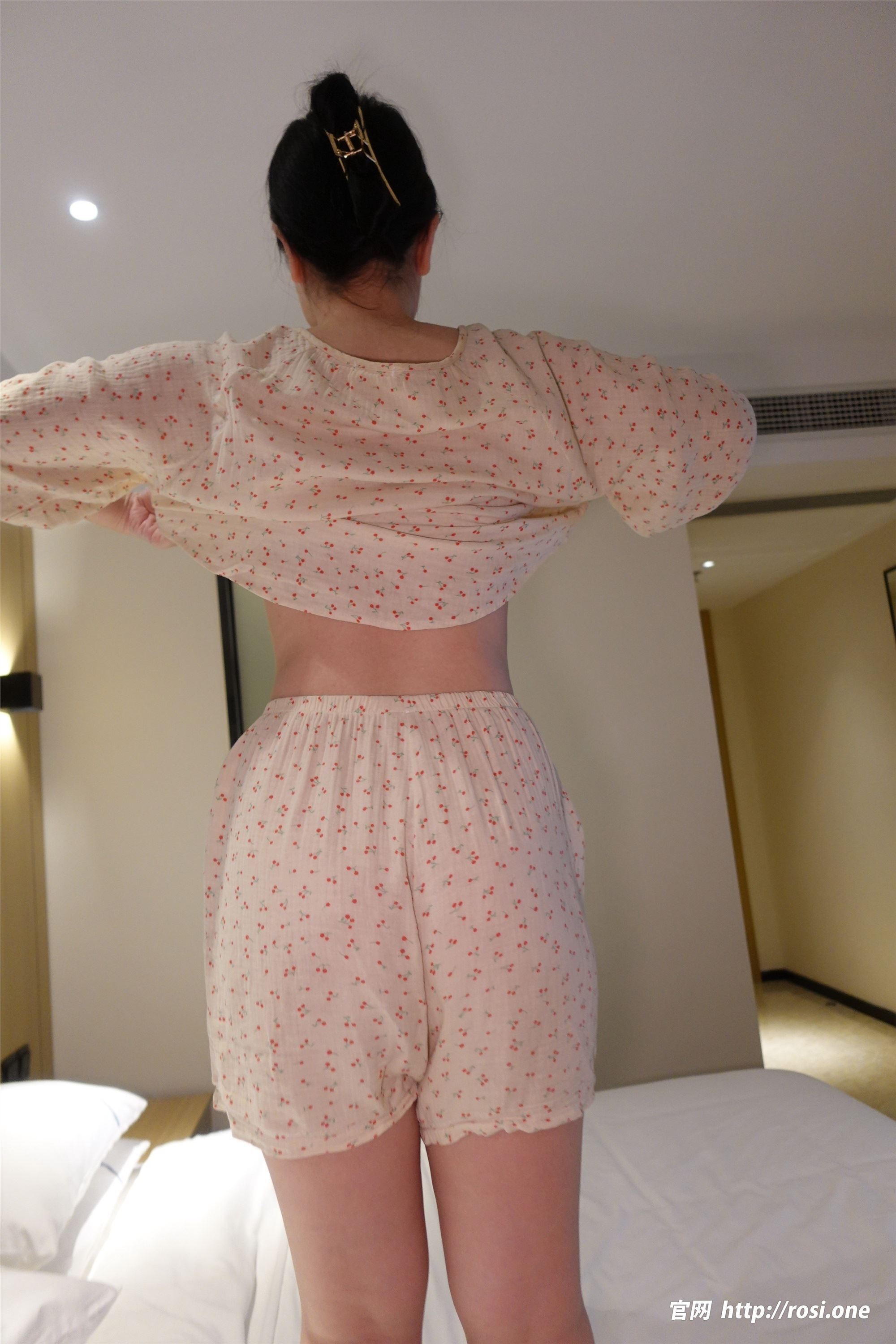 ROSI写真 2023.02.01 NO.4076